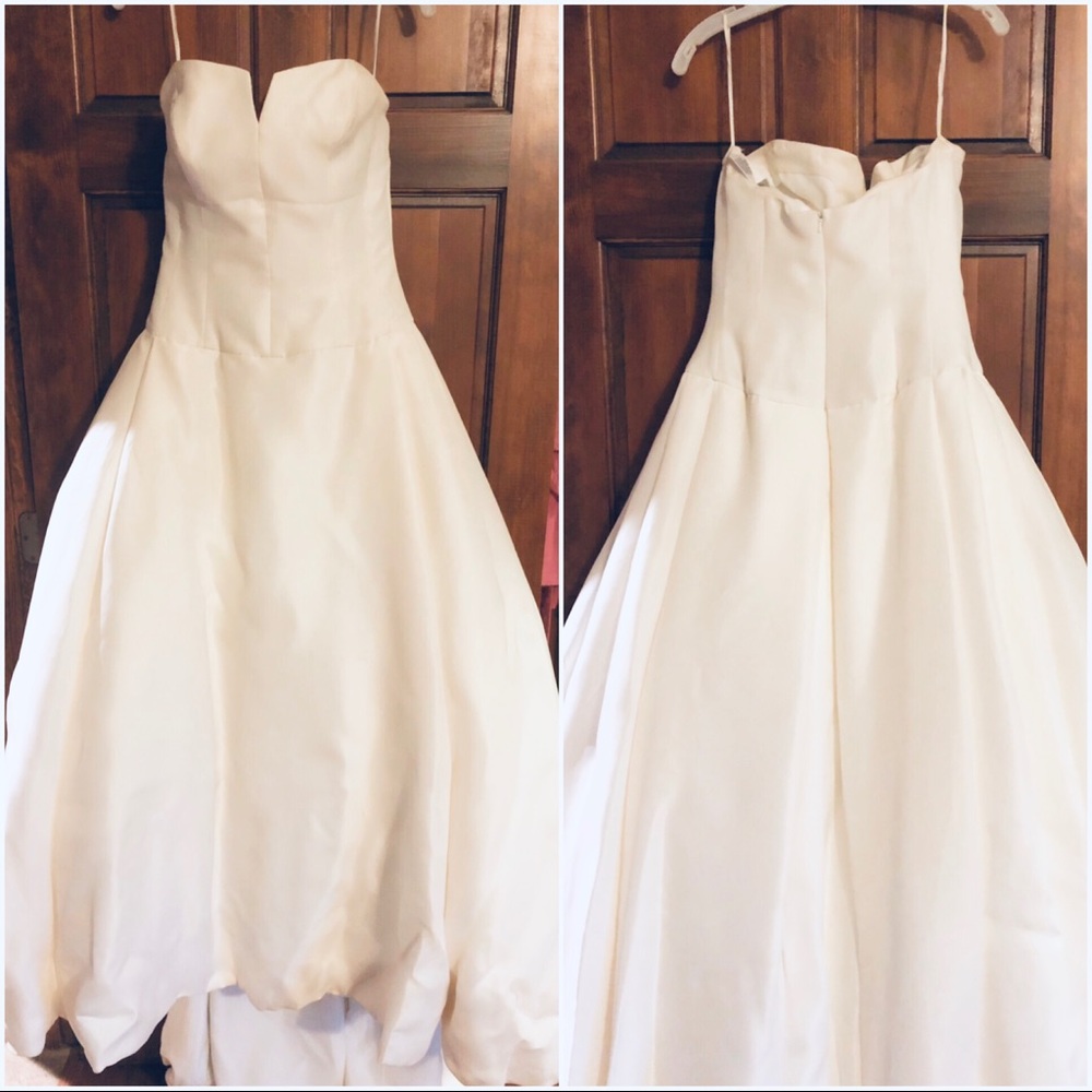 Anne Barge Wedding Dress